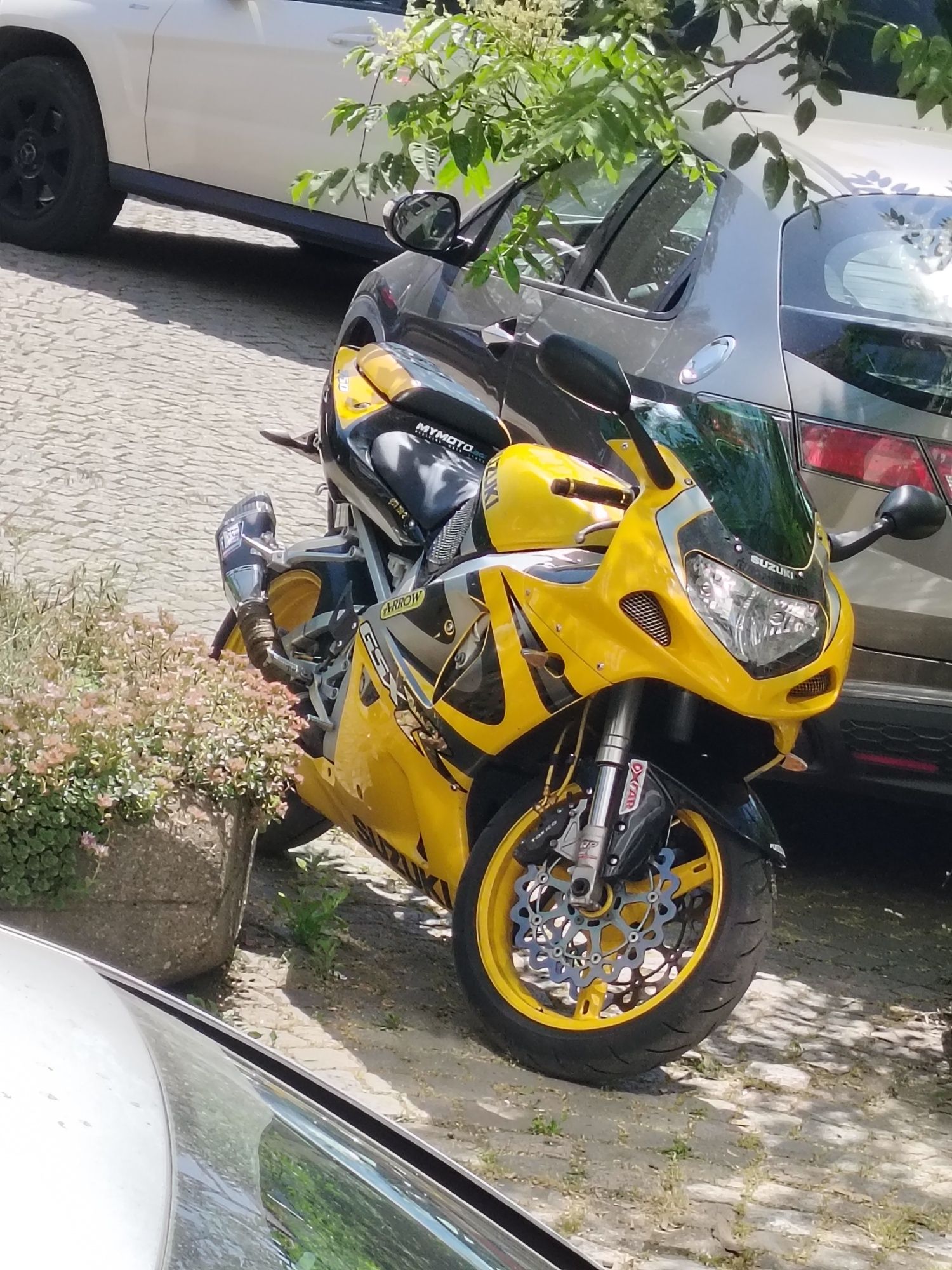 Suzuki gsxr k2 750