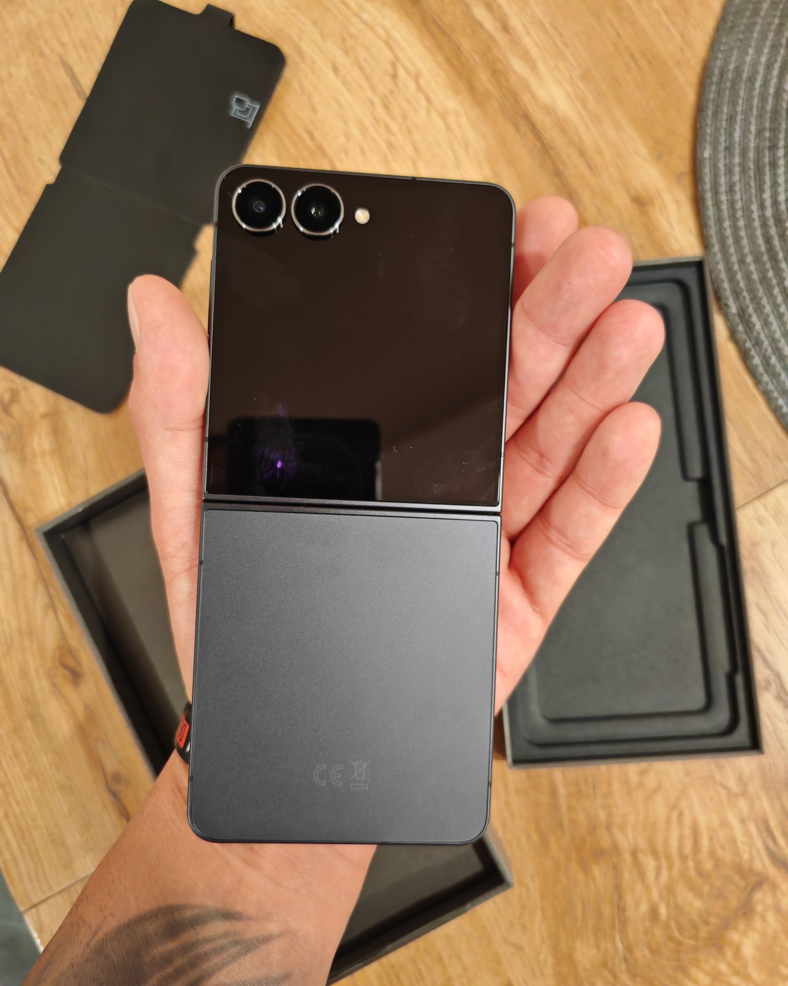 Samsung Galaxy Z Flip 7