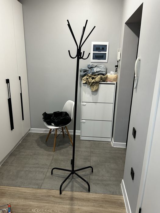 Вешалка для прихожей для верхней одежды металлическая