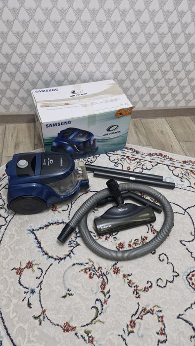 Пылесос марки Samsung w1800 20тыс тенге