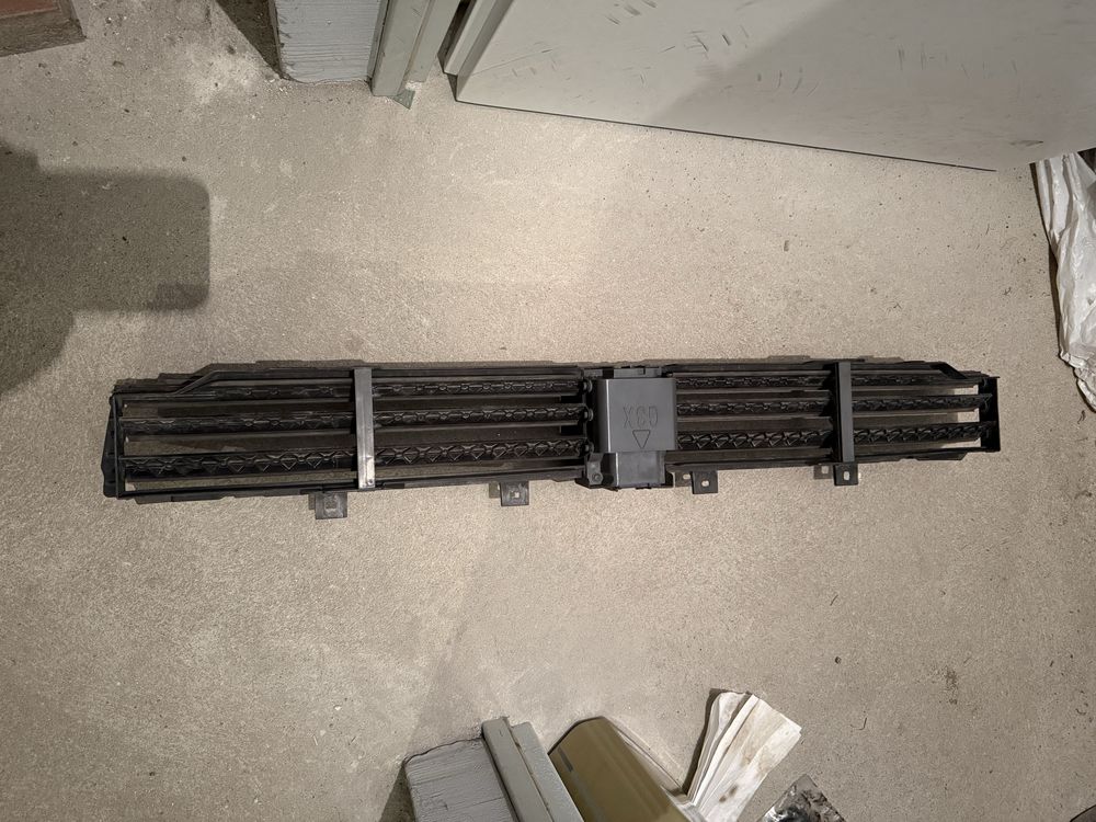 Продавам решетка за бмв / Bmw g30/31 air guide inlet shutter blind