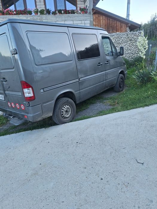 Mercedes sprinter 208