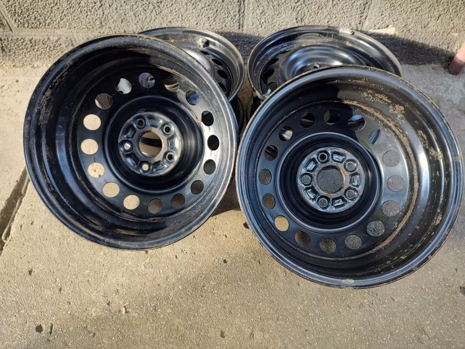 Vând Set Jante Tabla 5x114,3 R16 Duster Qashqai X-Trail Suzuki Mazda