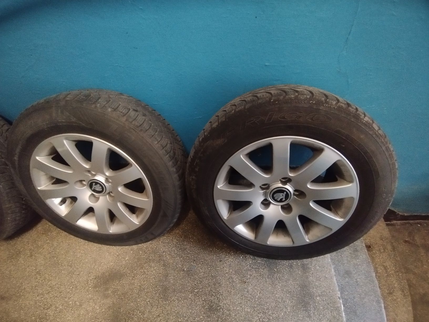 Jante volkswagen 5x112/15 cu anvelope de iarnă 195/65/15
