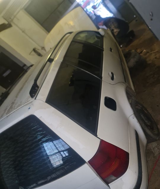 Compresor AC 1J0 820 803 K Volkswagen VW Golf a 4-a generatie