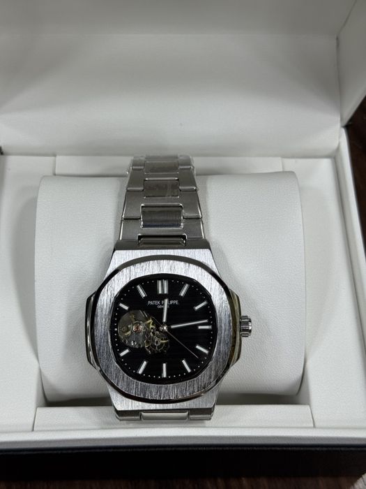 Patek Philippe Nautilus Skeleton (Mexanik Soat)
