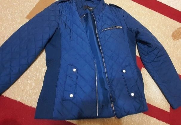 Продаётся  фирменная куртка фирмы rezerved