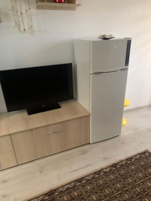 Inchiriez garsoniera!