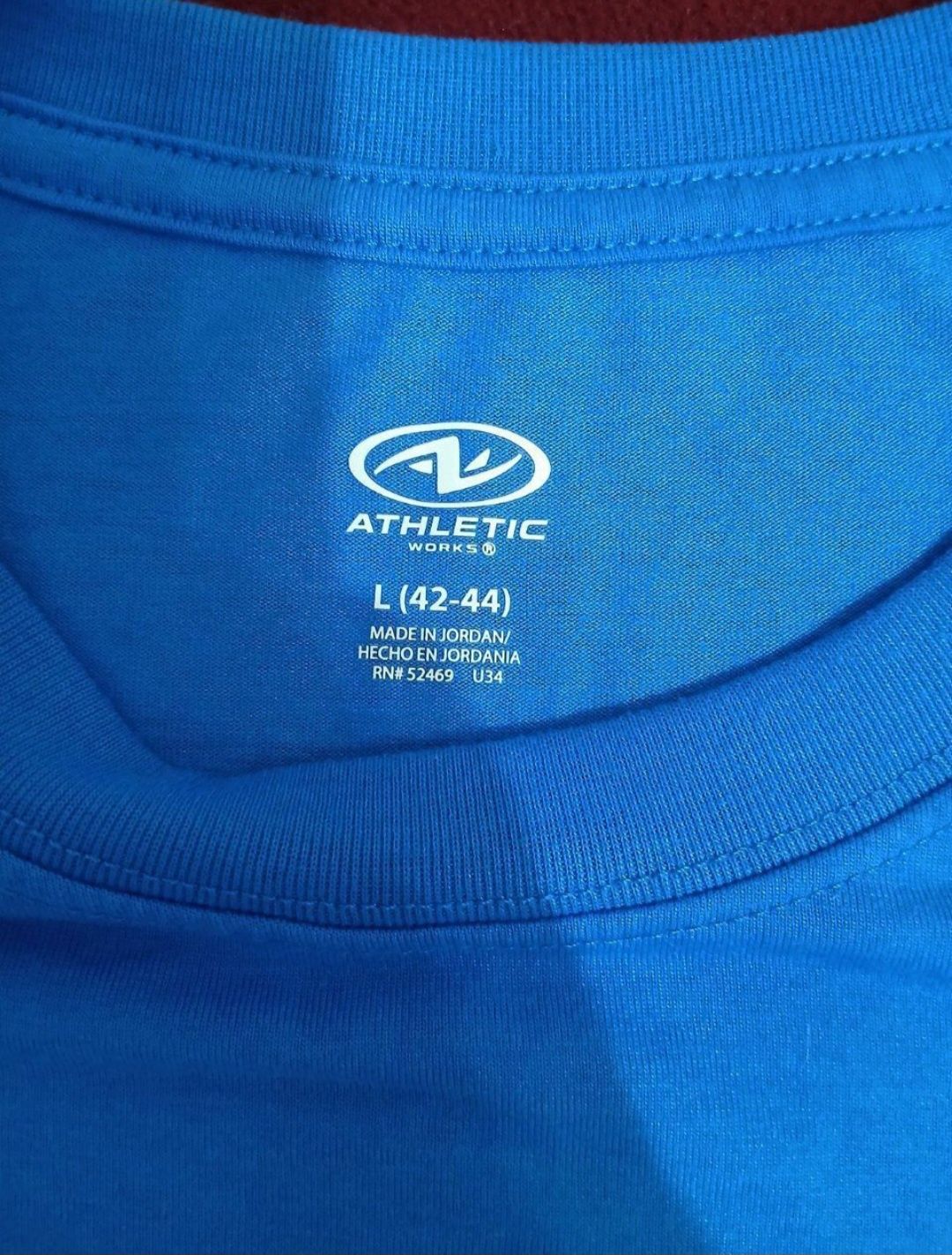 Из США, мужская спортивная футболка Athletic Work