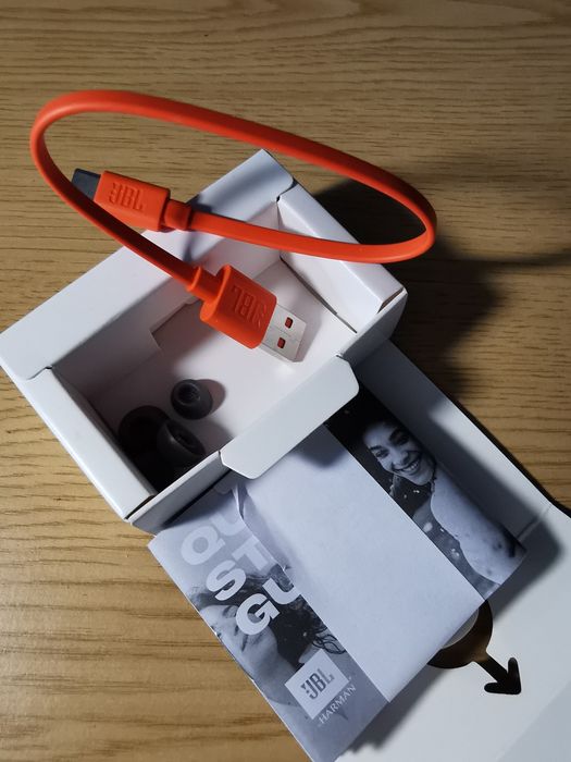 Безжични слушалки jbl