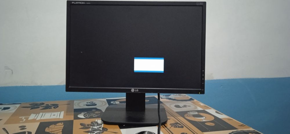 Monitorlar Sotiladi.