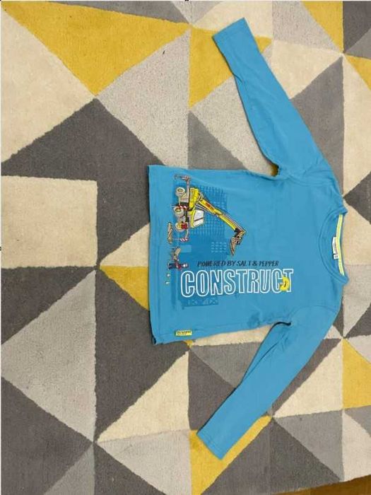 тениски 5 бр. + пижама.