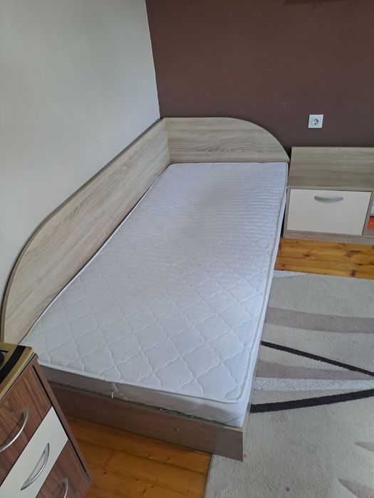 легла 190/90 +матраци