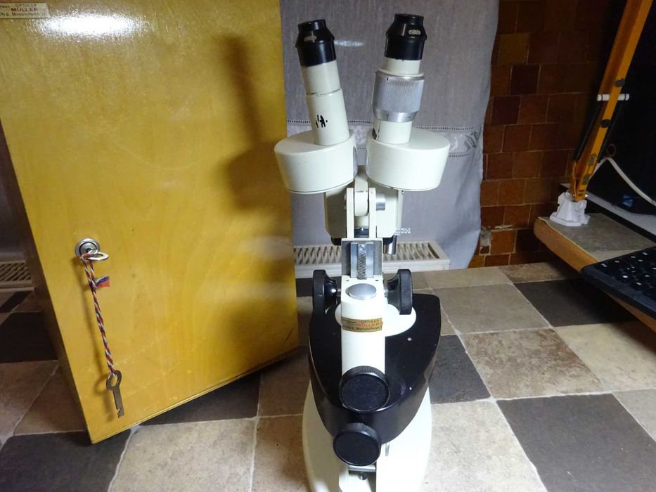 Microscop stereo /binocular vintage /Meopta