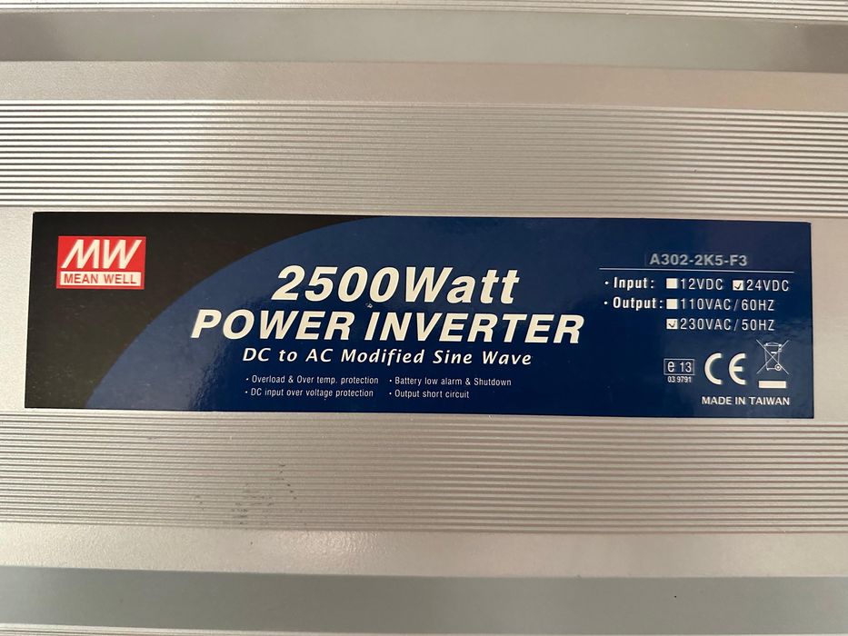 Invertor Mean Well 2500w