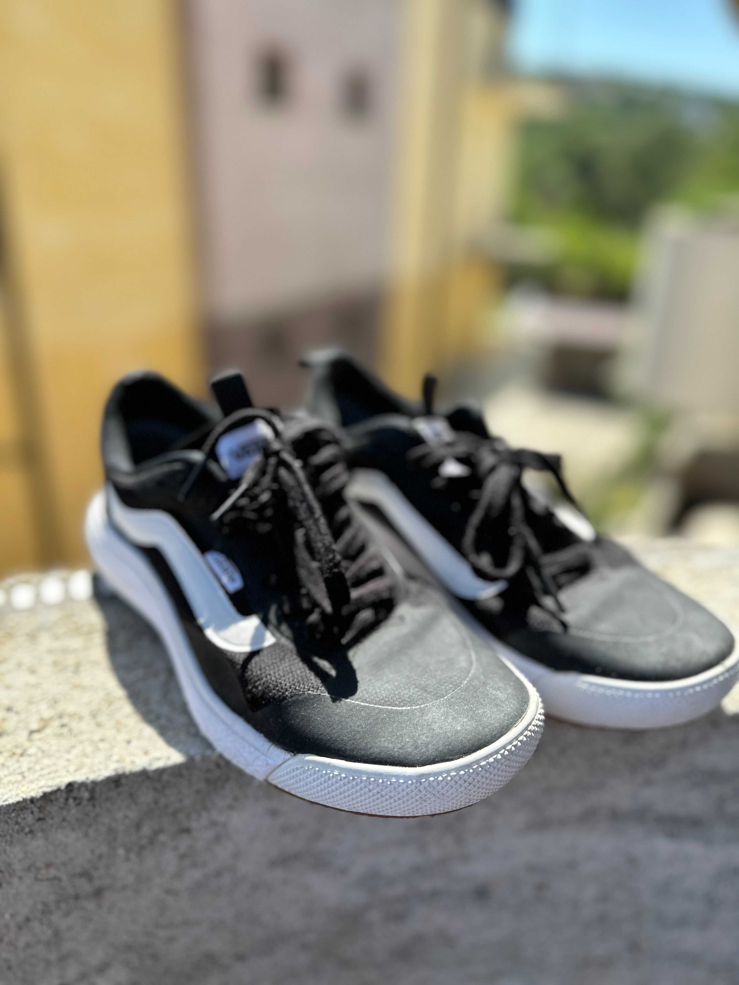 Маратонки Vans UA UltraRange EXO