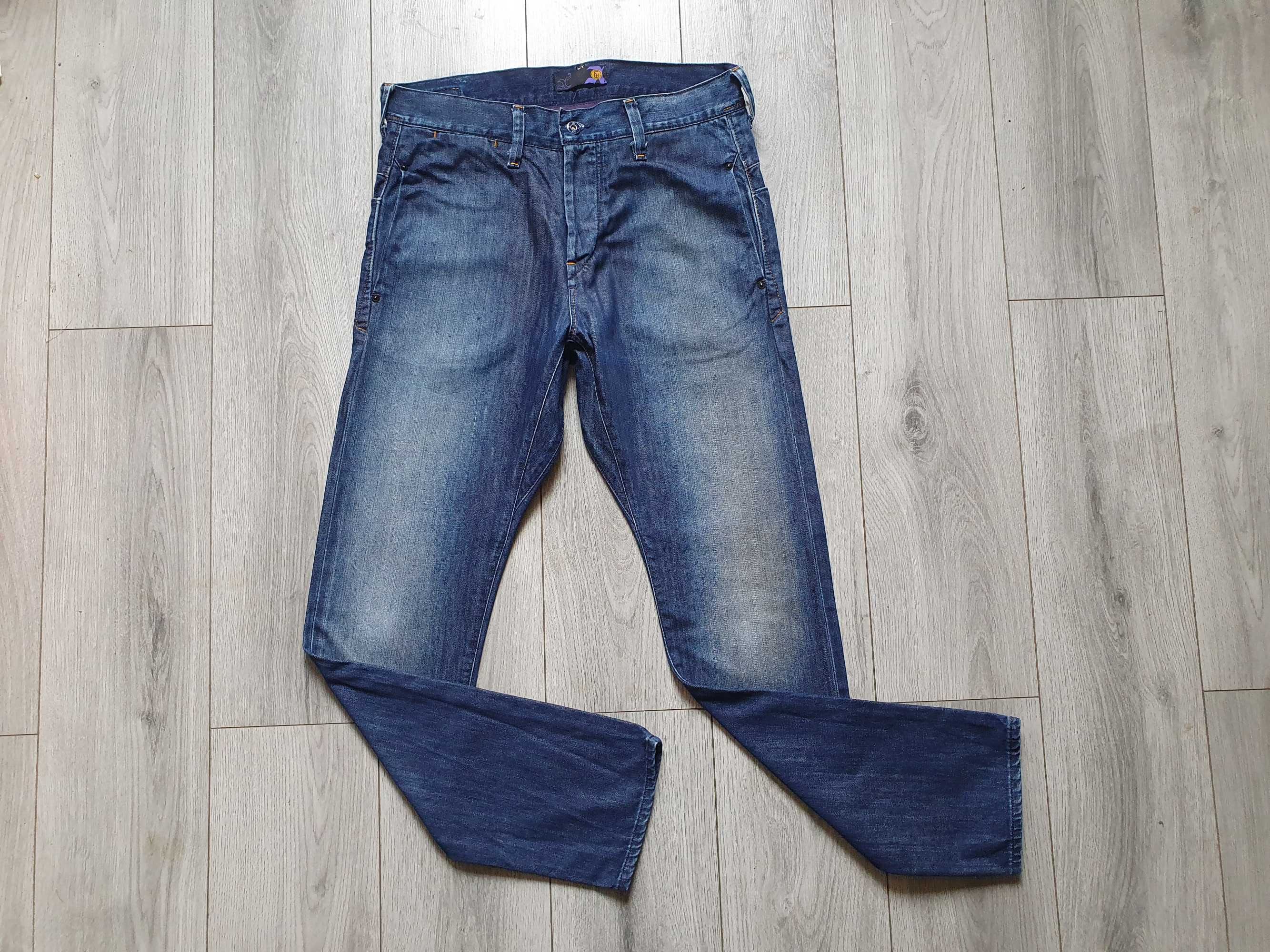 Blugi LEE "Parker" Tapered Fit - Marimea W32 L34 (Talie 93 cm)