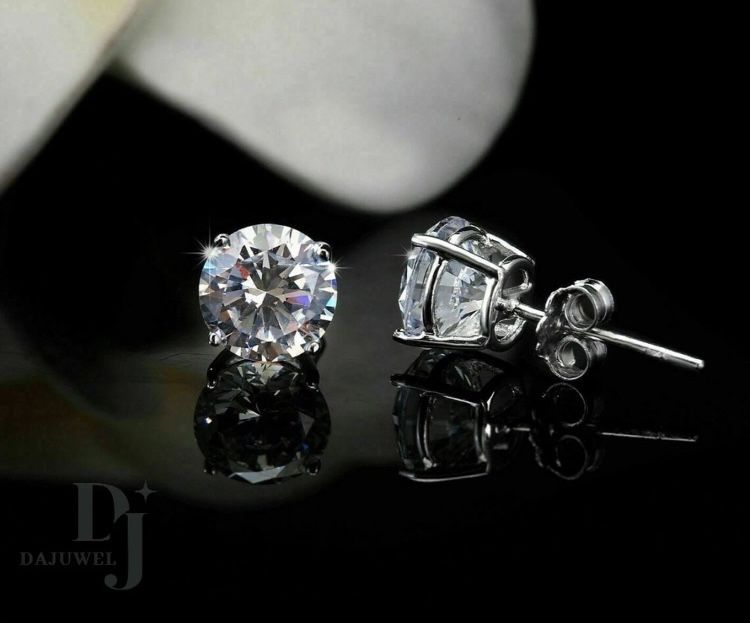 Серьги гвоздики бриллиантовые