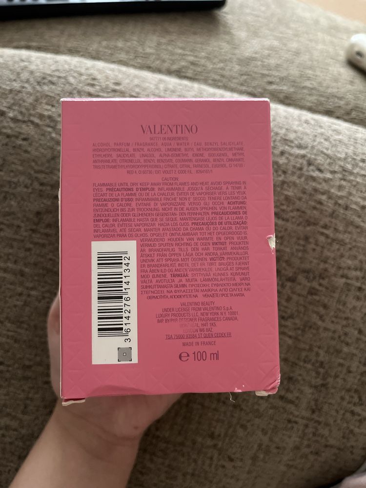 Продам духи Valentino