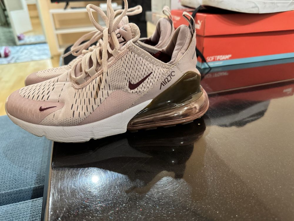 Дамски маратонки Nike