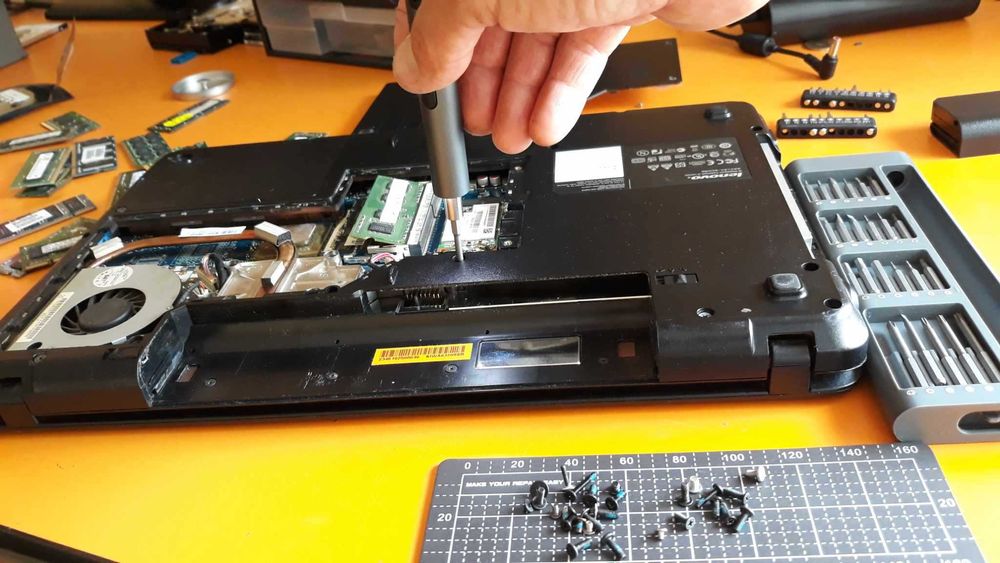 Reparatii, service, vanzari calculatoare, laptopuri, imprimante