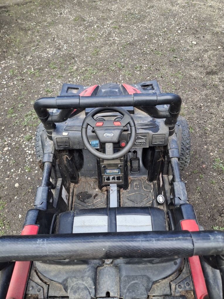 Vând mașină electrica copii