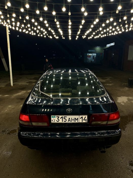 Продам машину Карину Е Toyota Carina E