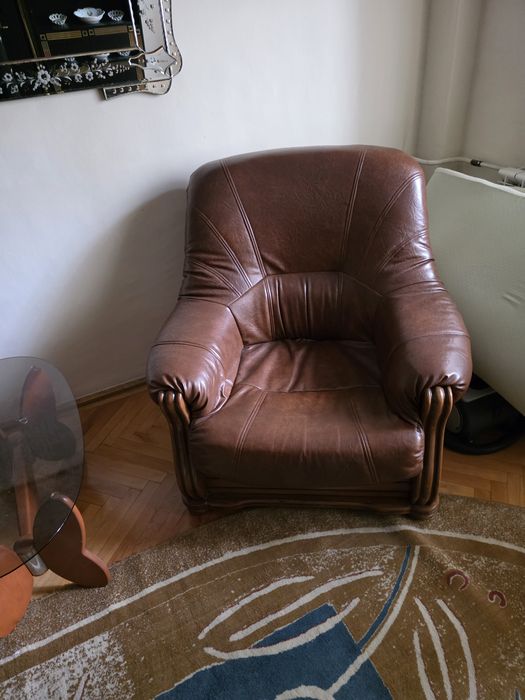 Canapea piele si 2 fotolii