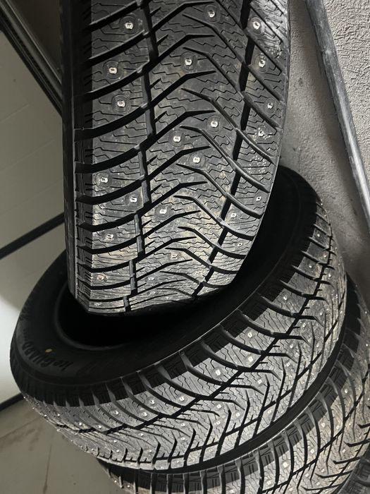 Шины зимние новые