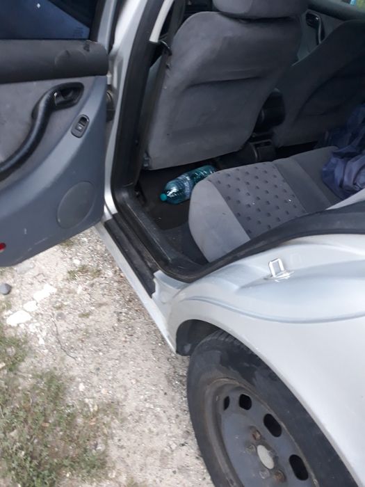 Vand seat toledo an 2001 in stare buna de functionare