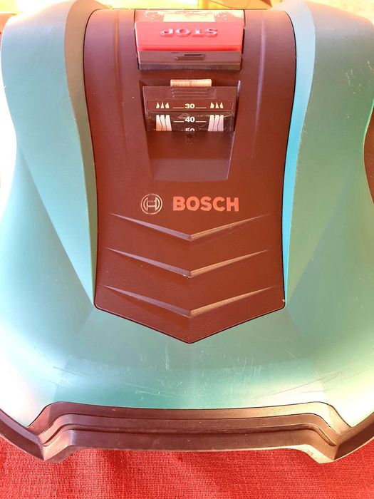 Косачка Робот Bosch indego 400 за Ремонт или за Части