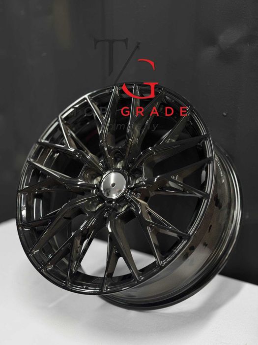 Продается комплект дисков R18
5/114*3
