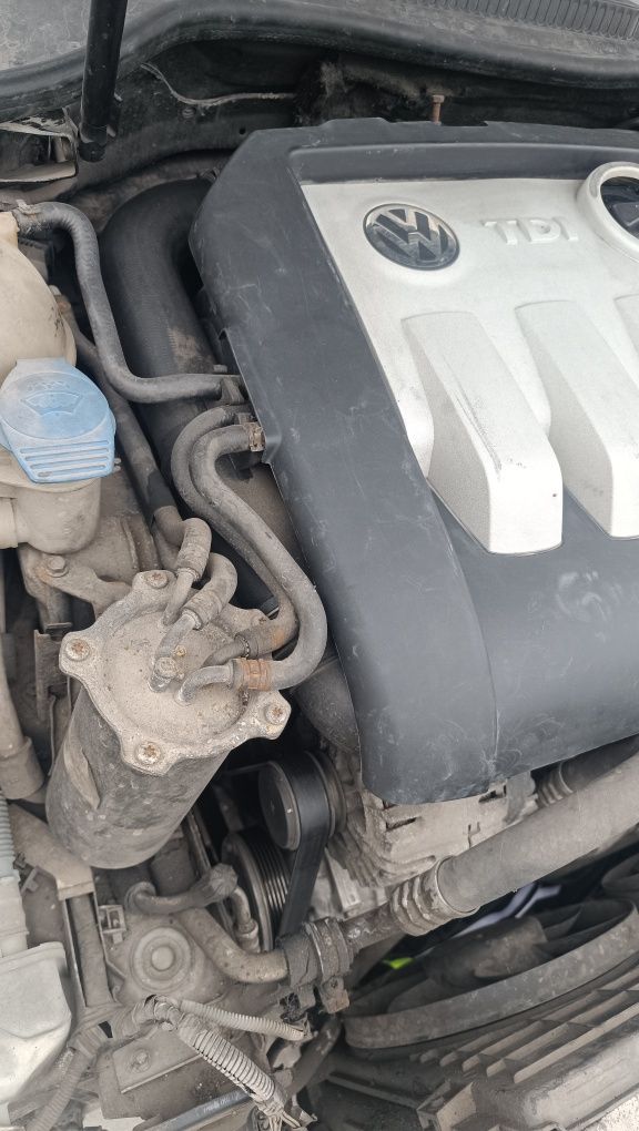 Продавам двигател за голф 5 1.9 105кс. BKC   (Dvigatel ot golf 5 БКЦ)