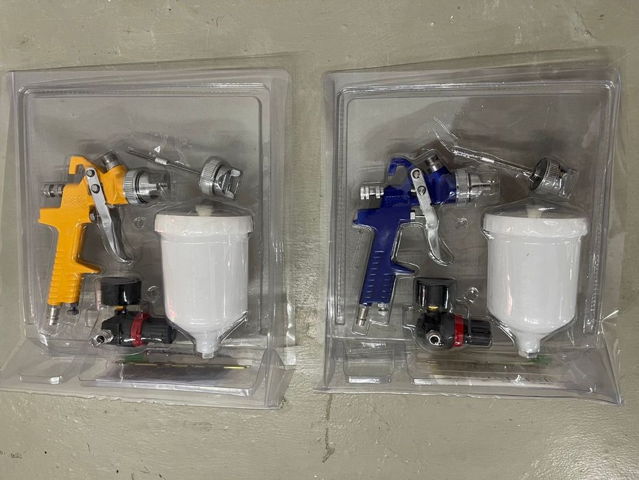 Pistol vopsit cu doua capete