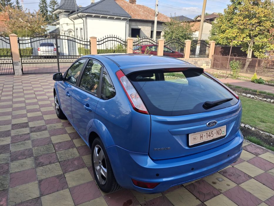 Ford Focus 1,6 Benzina-101cp-euro5- 2011-recent adus pe roti