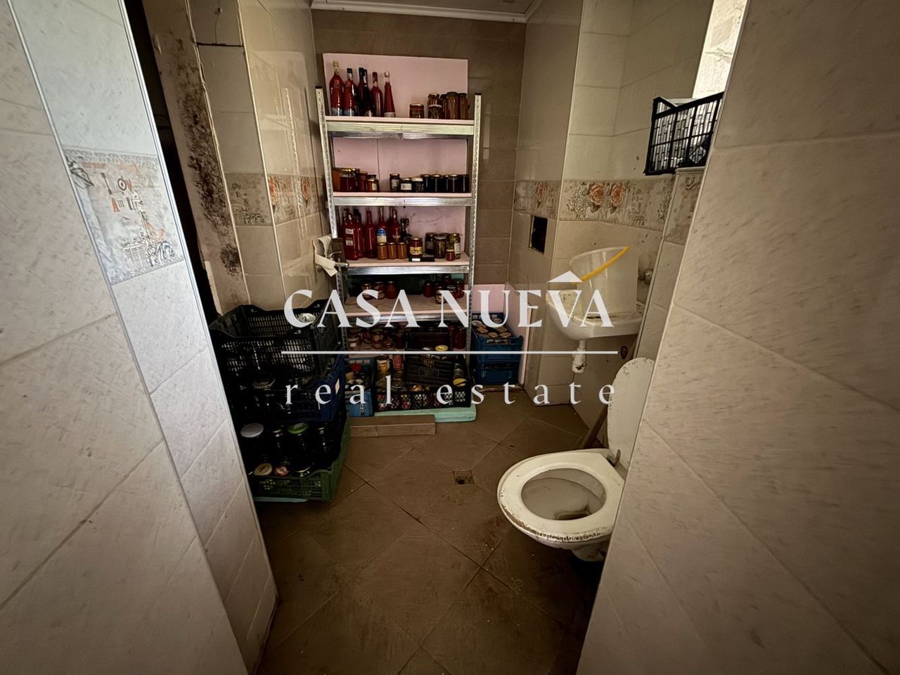 Продава се Къща в Перник, Ралица - 196 кв.м за 740 €/кв.м - Снимка #10