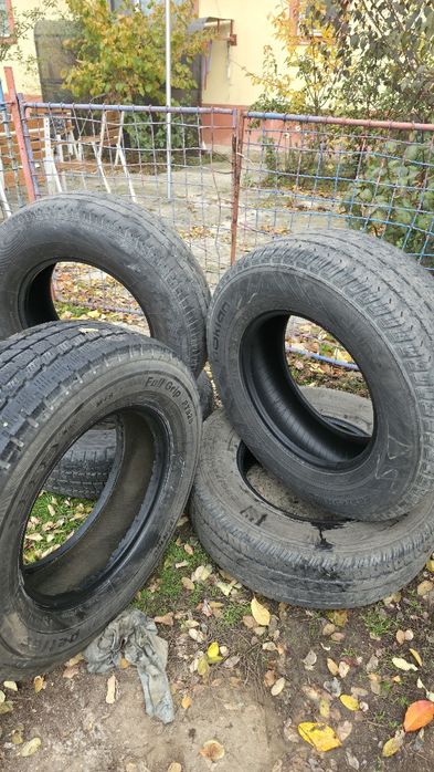 Cauciucuri 5 bucăți 225 75  r 16 C