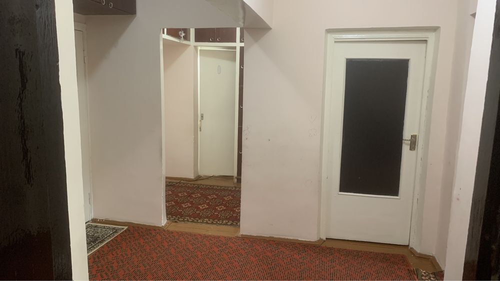 Uy sotiladi Yunusobod 16 kvartlal Turkiston restorani orqasida