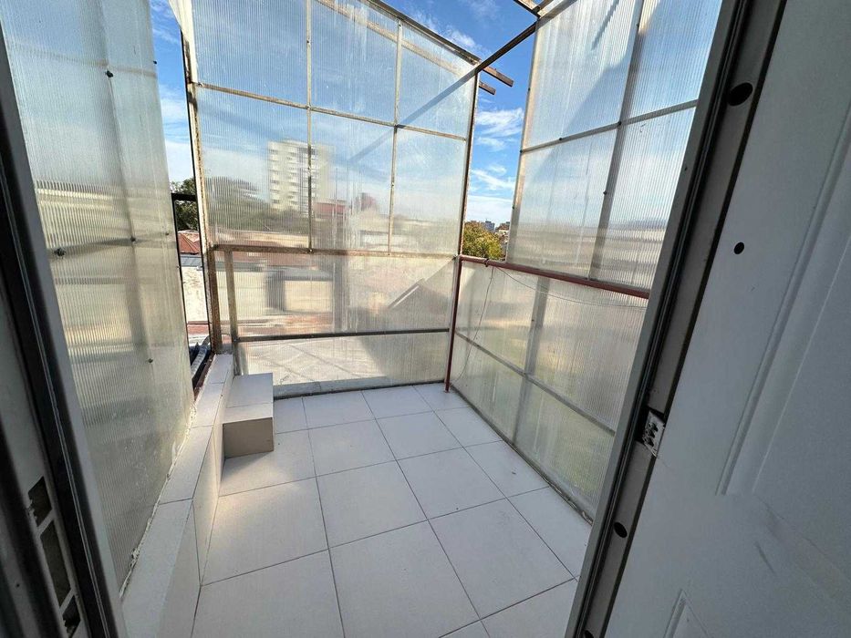 Închiriez spațiu de birouri/comercial