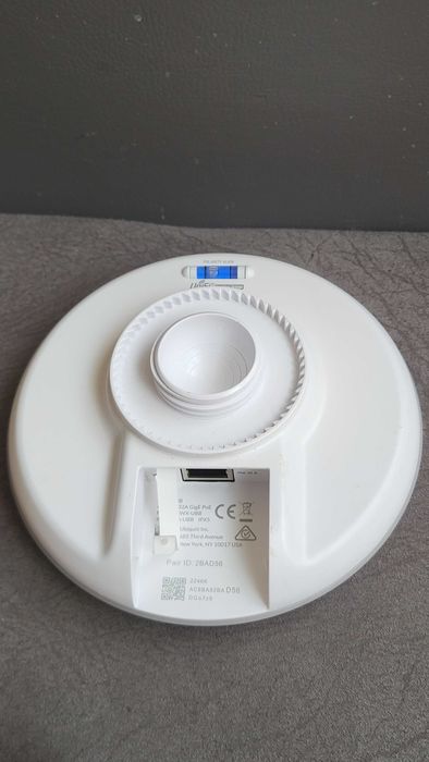 UniFi Building Bridge  fuctional se vinde cum se vede