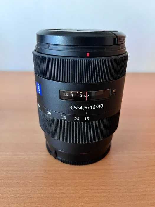 Sony Zeiss 16-80mm f/3.5-4.5 Sony A