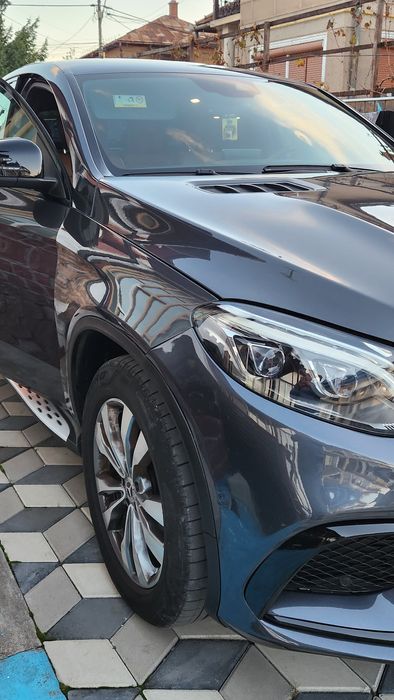 Mercedes cupe AMG  63 pachetul