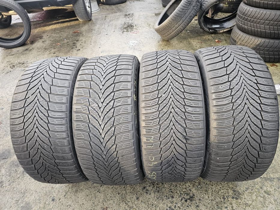 Anvelope iarna 235 40 18