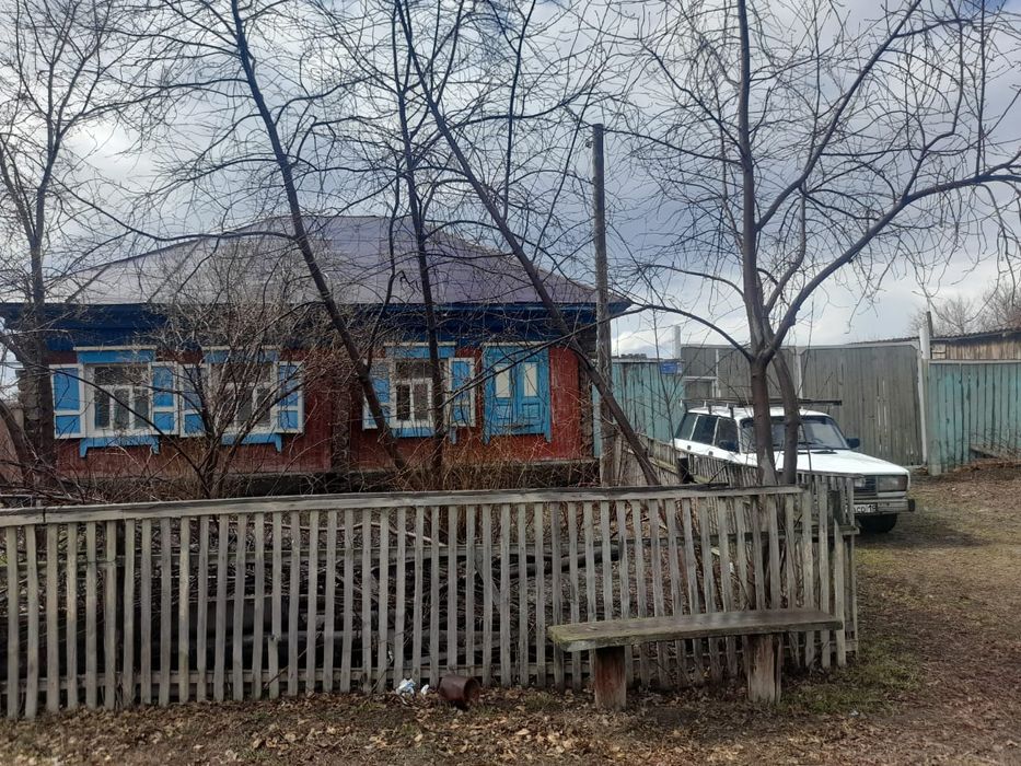 Продам 2дома с. Новопокровка ул. Шанырак 63 (  Кирова))