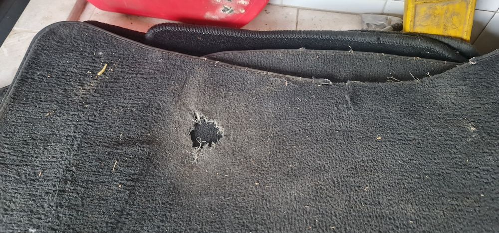 Оригинални стелки Ауди А4 Б5