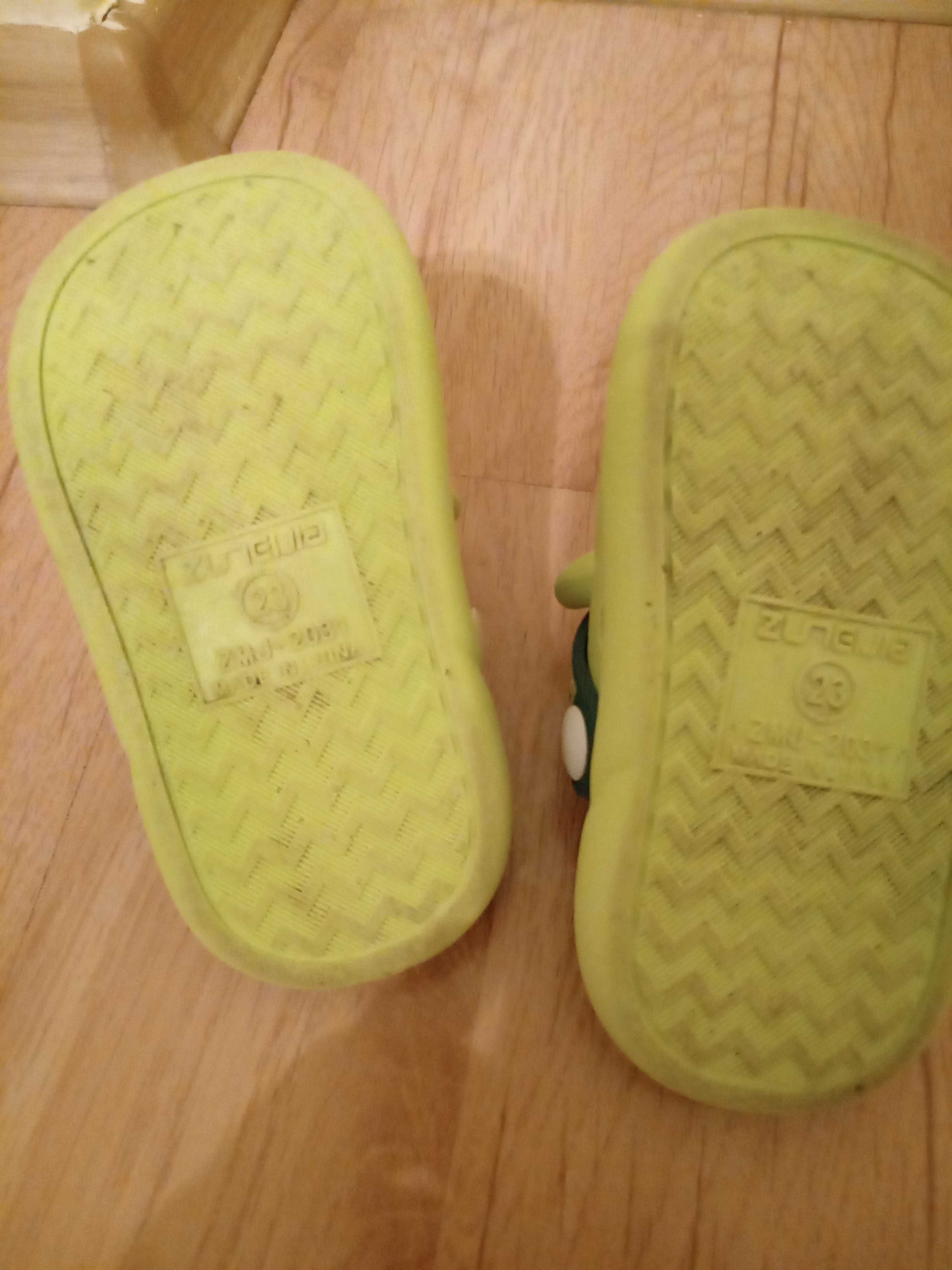 Бебешки джапанки тип Crocs