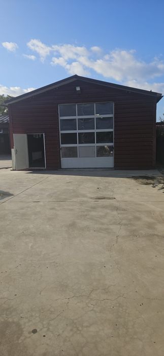 2 hale / hală pentru Închiriere a câte 180 M2 + teren 1300 m2