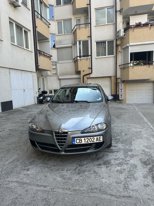 Продавам Alfa romeo 2007 година