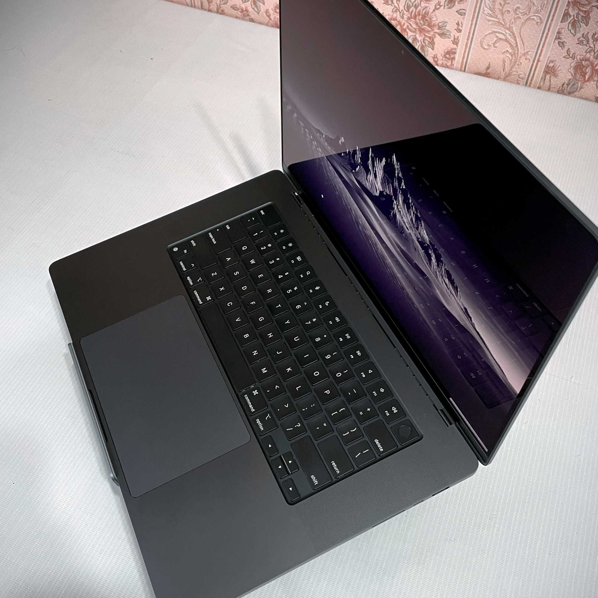 MacBook Pro 2023 – 16" / M3 Max / 36GB / 1TB SSD