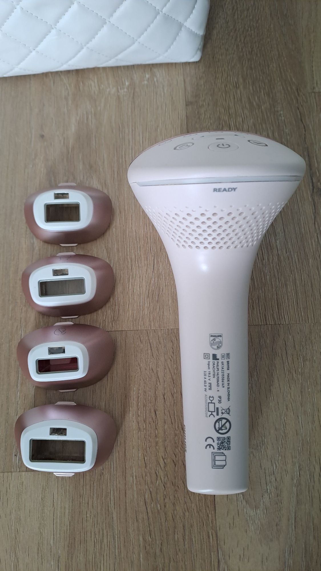 Фотоепилатор Philips Lumea